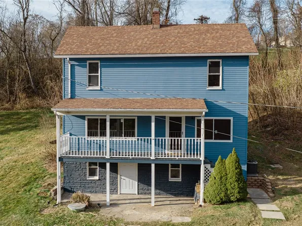 104 Lange St, Rostraver Township, PA 15012