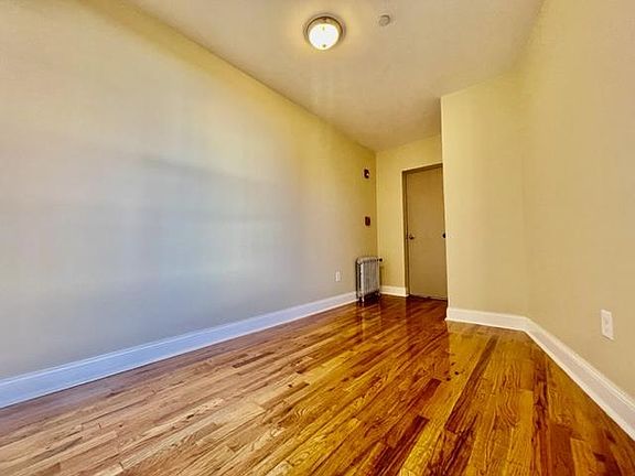 5th image of 196 Nepperhan Ave