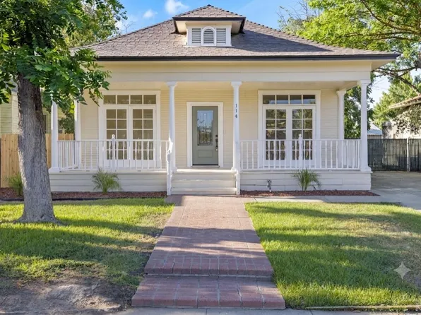 114 W Myrtle St, Hanford, CA 93230