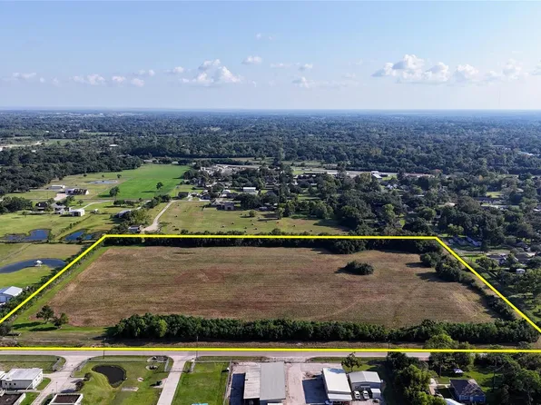 0 11th St, Santa Fe, TX 77510