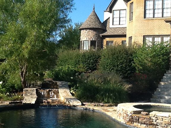 Pool and water features