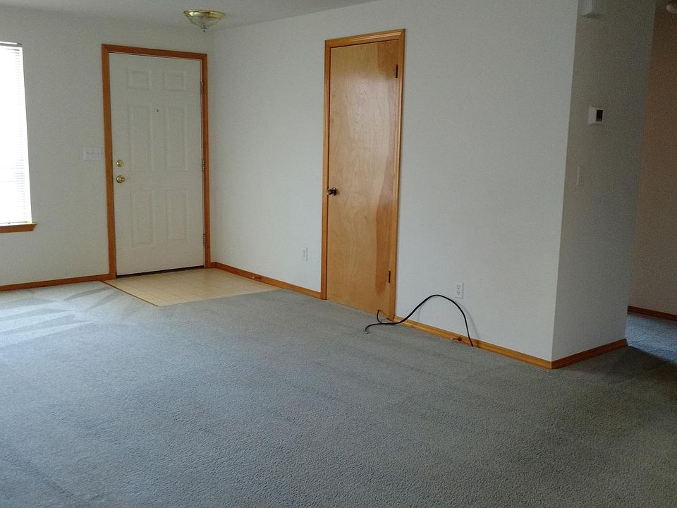 2nd image of 340 SE 6th St