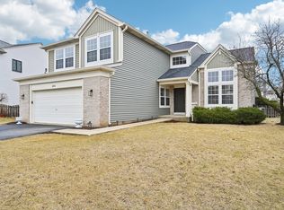 2076 Dunhill Ln, Aurora, IL 60503