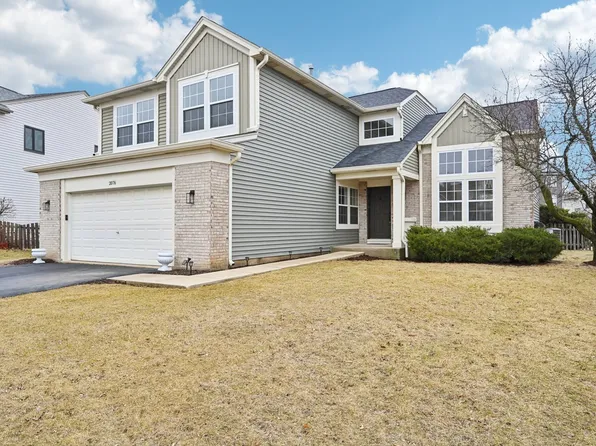2076 Dunhill Ln, Aurora, IL 60503