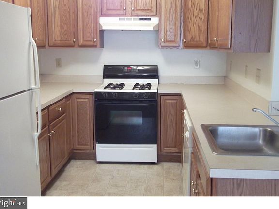 4th image of 108 Fairway Dr