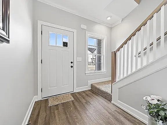 3 bed, 2.5 bath, 1450 sqft, $1,900 — Photo 3