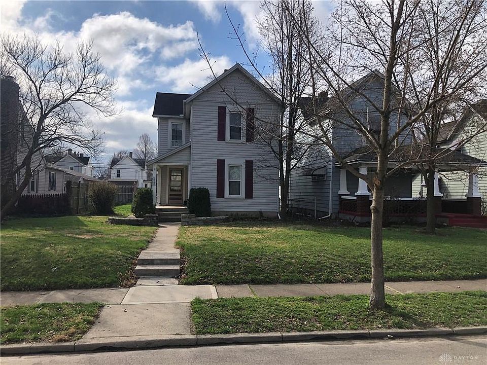 1st image of 222 E Pease Ave