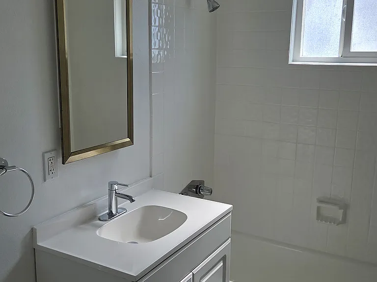 350 E Desert Inn Rd #G101 — Photo 17