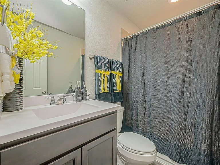 24411 Skytrail Dr — Photo 28