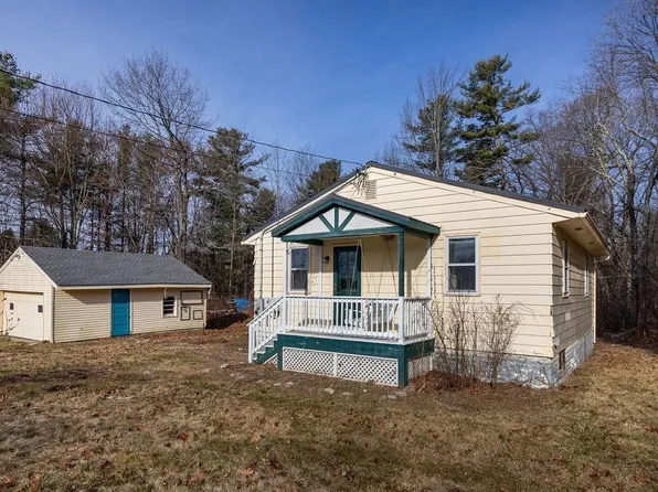 346 Amherst Rd, Pelham, MA 01002