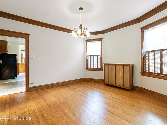 3rd image of 5035 N Tripp Ave