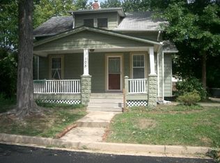 105 S Highland St, Arlington, VA 22204