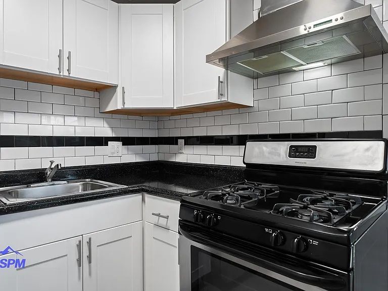 Willow Glen Apartments — Photo 9