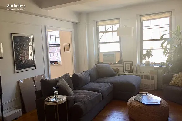 Rented by Sotheby's International Realty | media 2