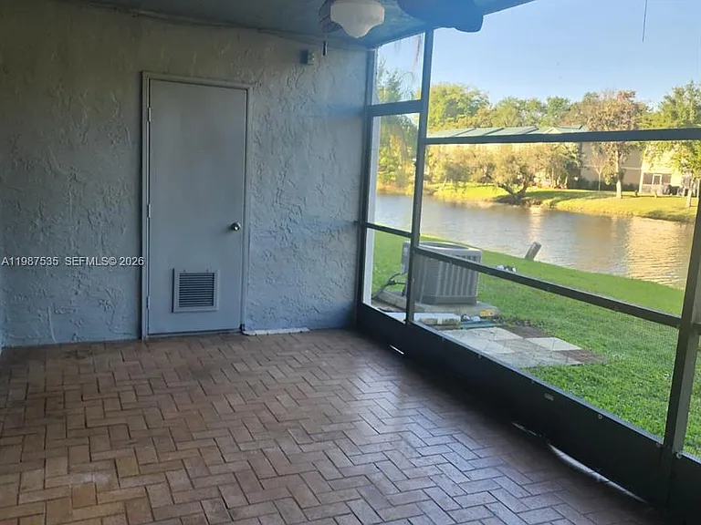 537 N University Dr #71 — Photo 19