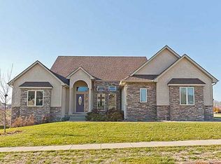 714 NW Rockcrest Cir, Ankeny, IA 50023