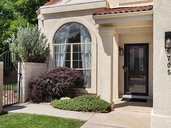 2nd image of 6705 Cypress Point Way NE