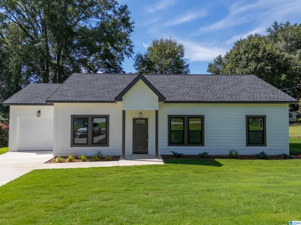 346 Grandview Dr, Eastaboga, AL 36260