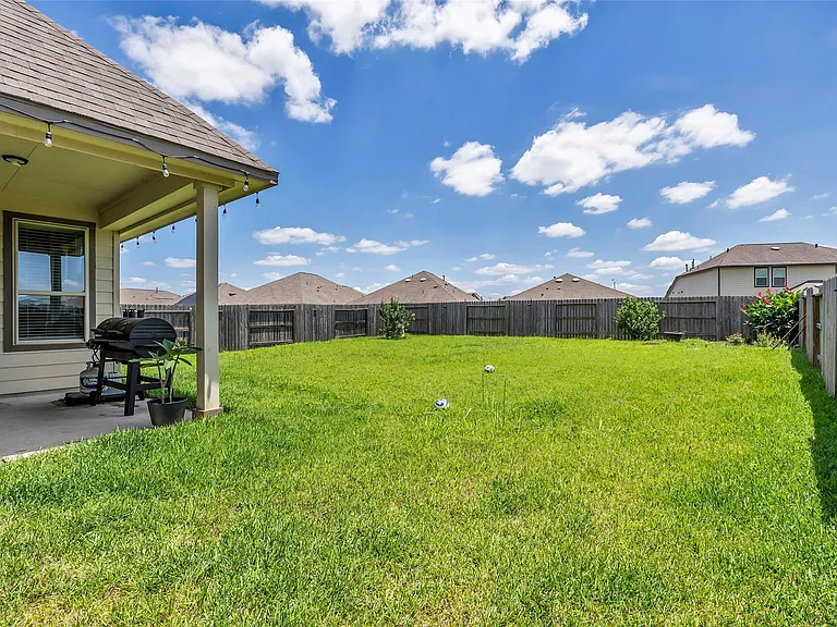 17330 Hartford Field Ln — Photo 25