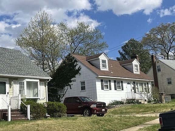 2nd image of 5517 Heatherwood Rd