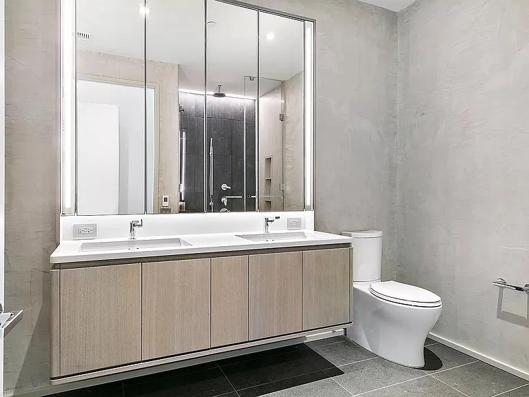 77 Charlton St #N6D — Photo 4