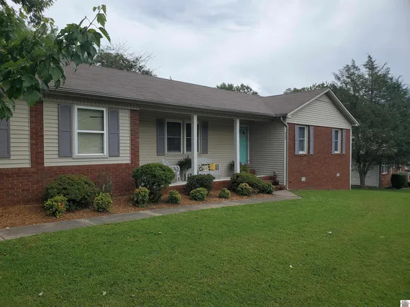 222 Windmere Dr, Paducah, KY 42001