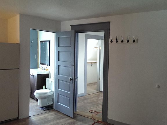 4th image of 2340 S Broadway Unit C