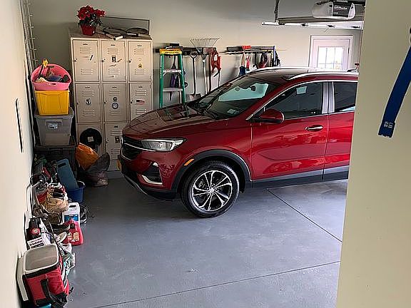 4th image of 18 Forest Lake Dr
