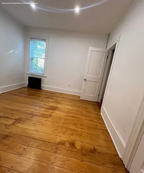 51 Custer St #1 — Photo 2
