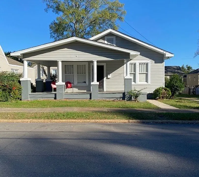 1017 16th Ave