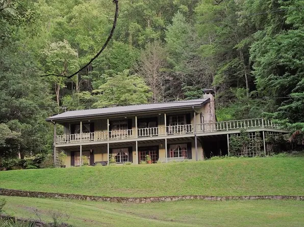 924 Marr Creek Rd, Bryson City, NC 28713
