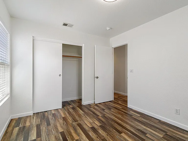 3215 Puffin Cir — Photo 17