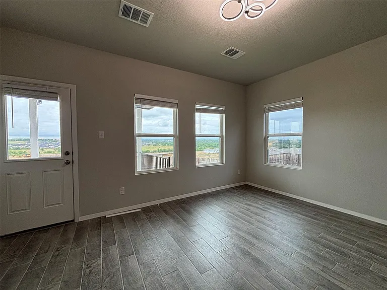 11616 Comano Dr — Photo 17