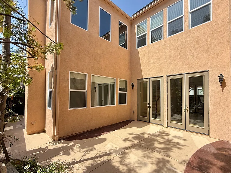 13835 Kerry Ln — Photo 28
