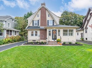 111 Valley Rd, Glen Rock, NJ 07452