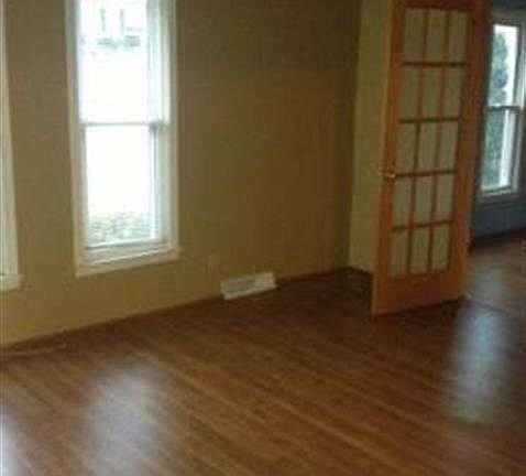 3rd image of 104 Lakemont Dr