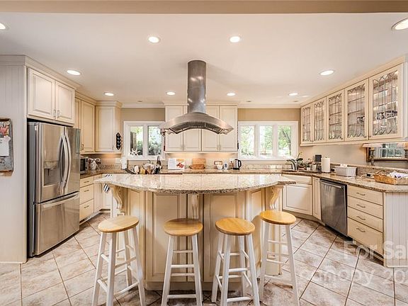 5th image of 4435 Darventry Ct