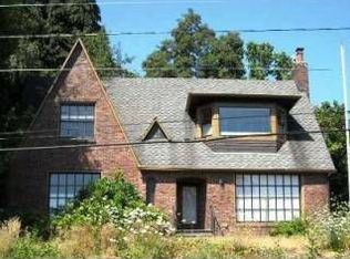 5496 River St, West Linn, OR 97068