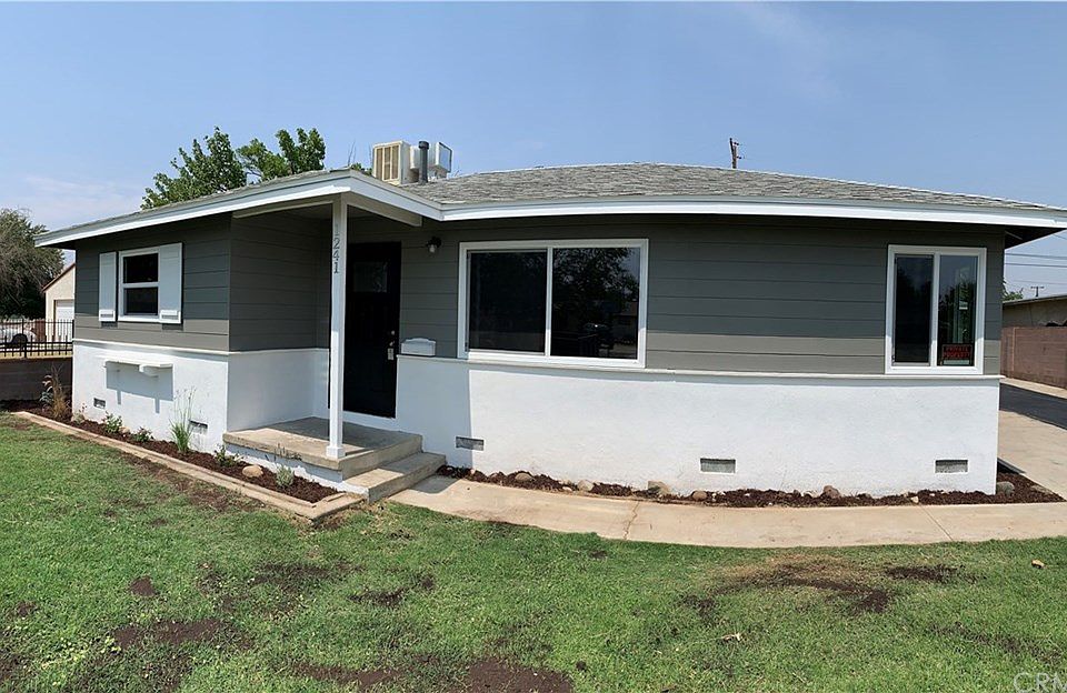 1st image of 1241 W Avenue H12
