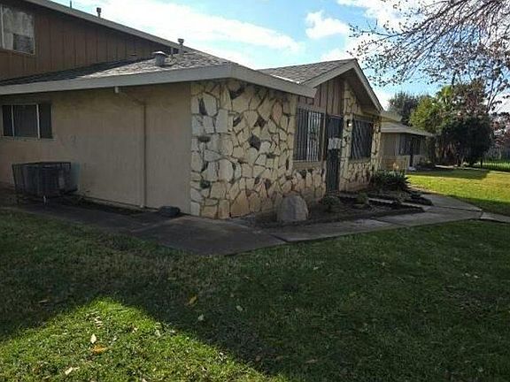 3rd image of 408 E Bianchi Rd APT 1