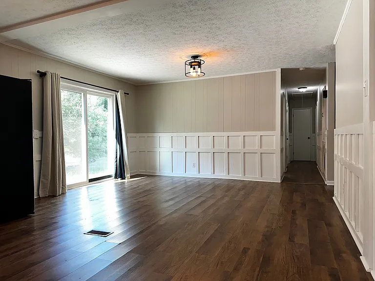 2527 Kingston Dr — Photo 7