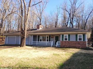 74 Cherokee Rd, Cherokee Village, AR 72529