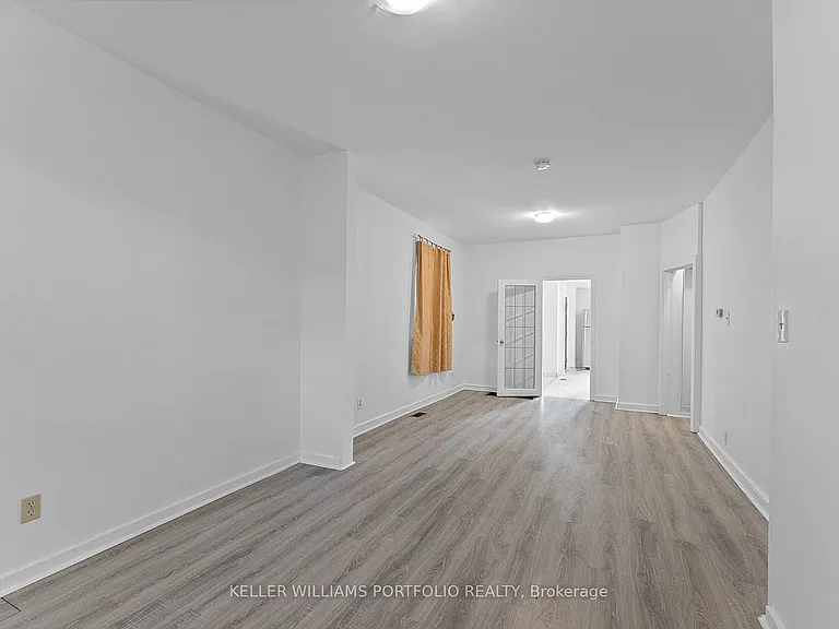 570 Jones Ave — Photo 9