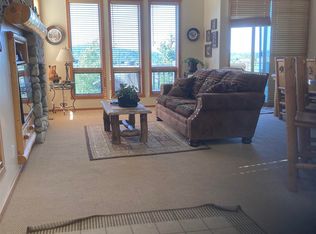 972 Fairway Cir, Mammoth Lakes, CA 93546