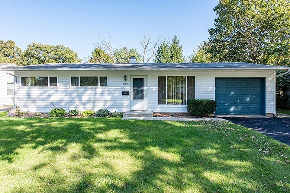 1st image of 36165 N Edgewood Dr