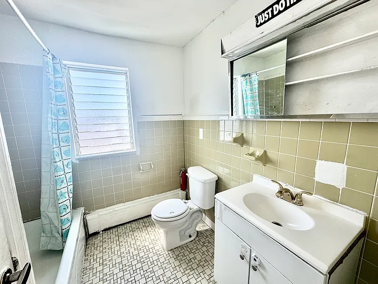 1903 S 10th St #2 — Photo 7