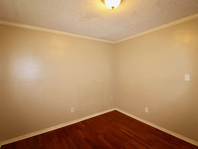 2124 Allenhurst St — Photo 15