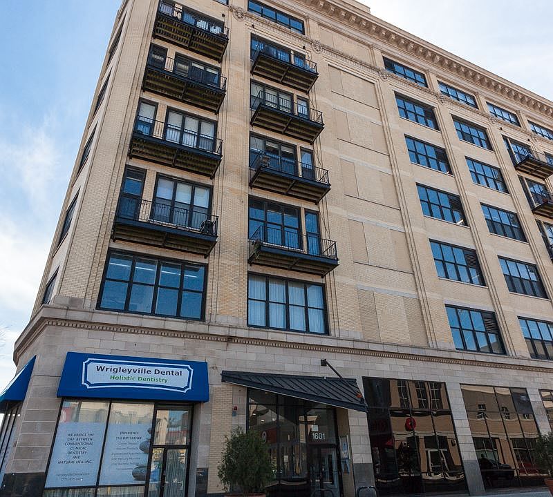 2019_4_23_1601_W_School_Unit_307_2