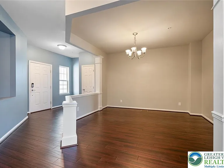 8455 Starling Rd — Photo 5