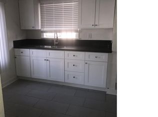 1576 E 110th St, Los Angeles, CA 90059